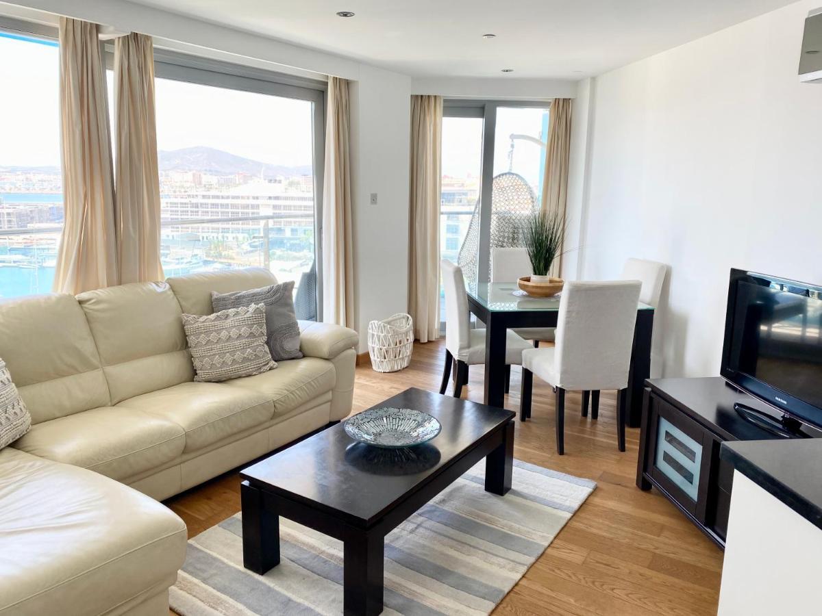 גיברלטר Ocean Village Lovely 2 Bedroom Apartment מראה חיצוני תמונה